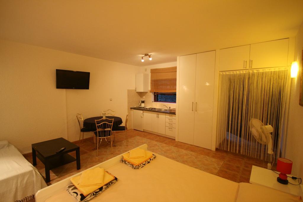 Apartments Agape Crikvenica Exterior foto