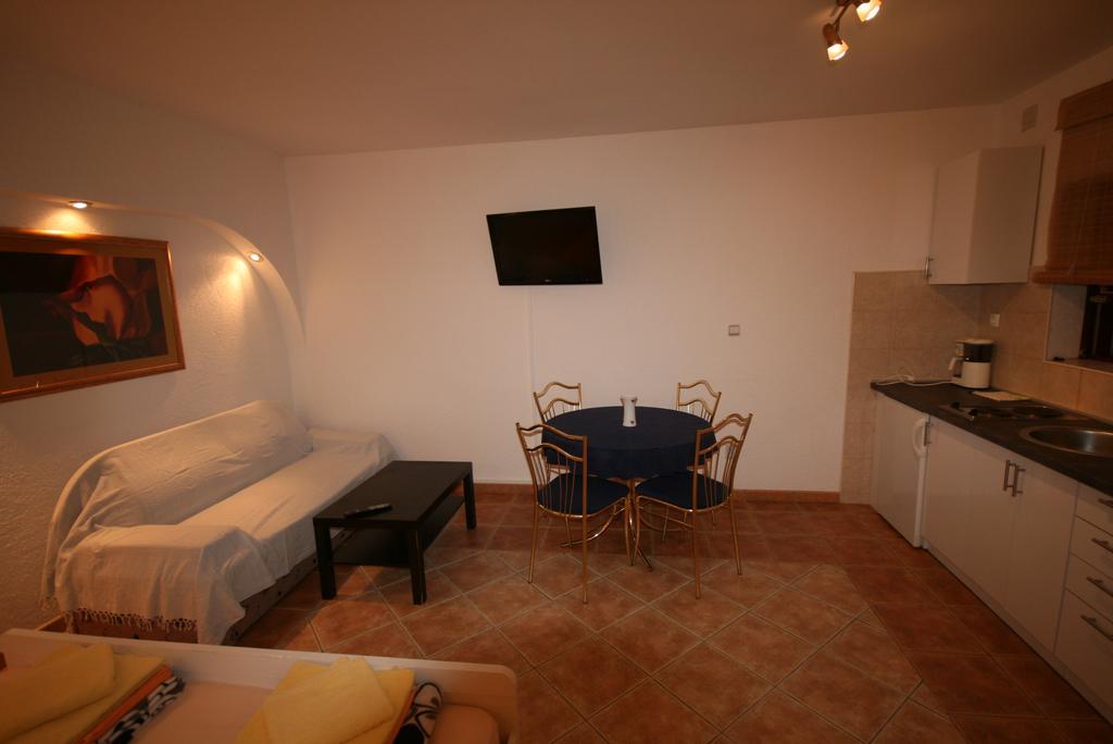 Apartments Agape Crikvenica Exterior foto